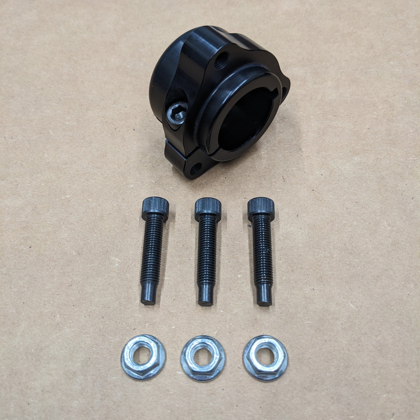 Hub Drive 1-1/4 Blk 5/16 Stud